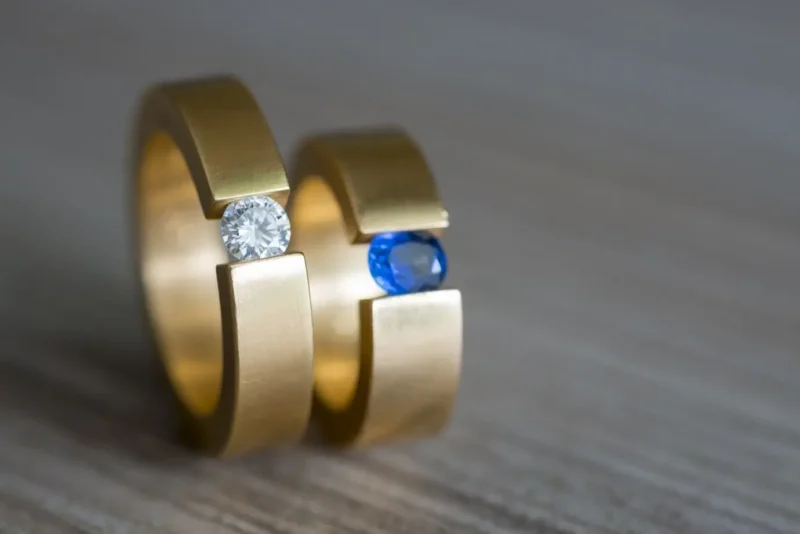 Couple Gold Rings With Round Cut Diamond - 3 Grams